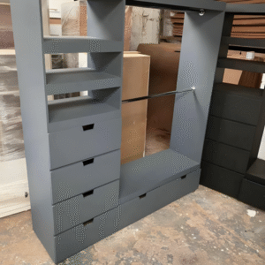 closet 1.80 x 1.50 m x 49 cm