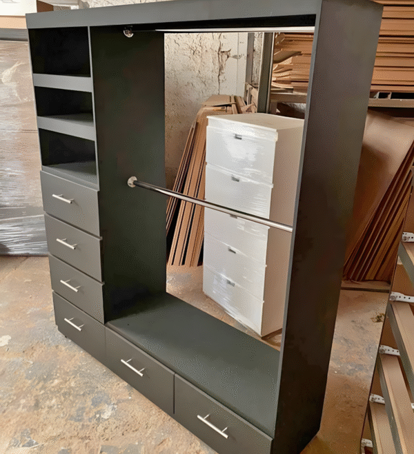 closet 1.80 x 1.50 m x 49 cm