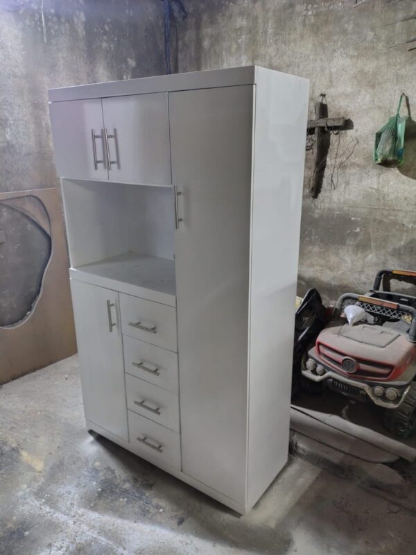 alacena con espacio multifuncional